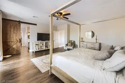 393 Via San Remo Circle, Henderson, NV 89011 Primary Bedroom
