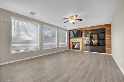 11631 Suburban Road, Las Vegas, NV 89135 Living Room