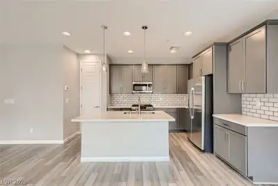 320 Cape Seville Place, Henderson, NV 89015 Kitchen