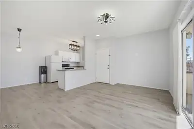 5655 East Sahara Avenue 2055, Las Vegas, NV 89142 Living Room