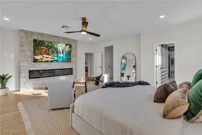 2734 Cherrydale Falls Drive, Henderson, NV 89052 Primary Bedroom