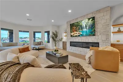 2734 Cherrydale Falls Drive, Henderson