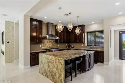 204 Satin Mist Court, Las Vegas, NV 89144 Kitchen