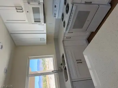 660 East San Lorenzo Street 1, Pahrump, NV 89048 Kitchen