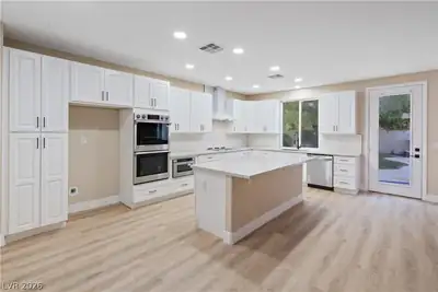 1662 Ravanusa Drive, Henderson, NV 89052 Kitchen