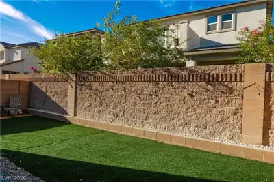 376 Great Ocean Avenue, North Las Vegas, NV 89084 Yard