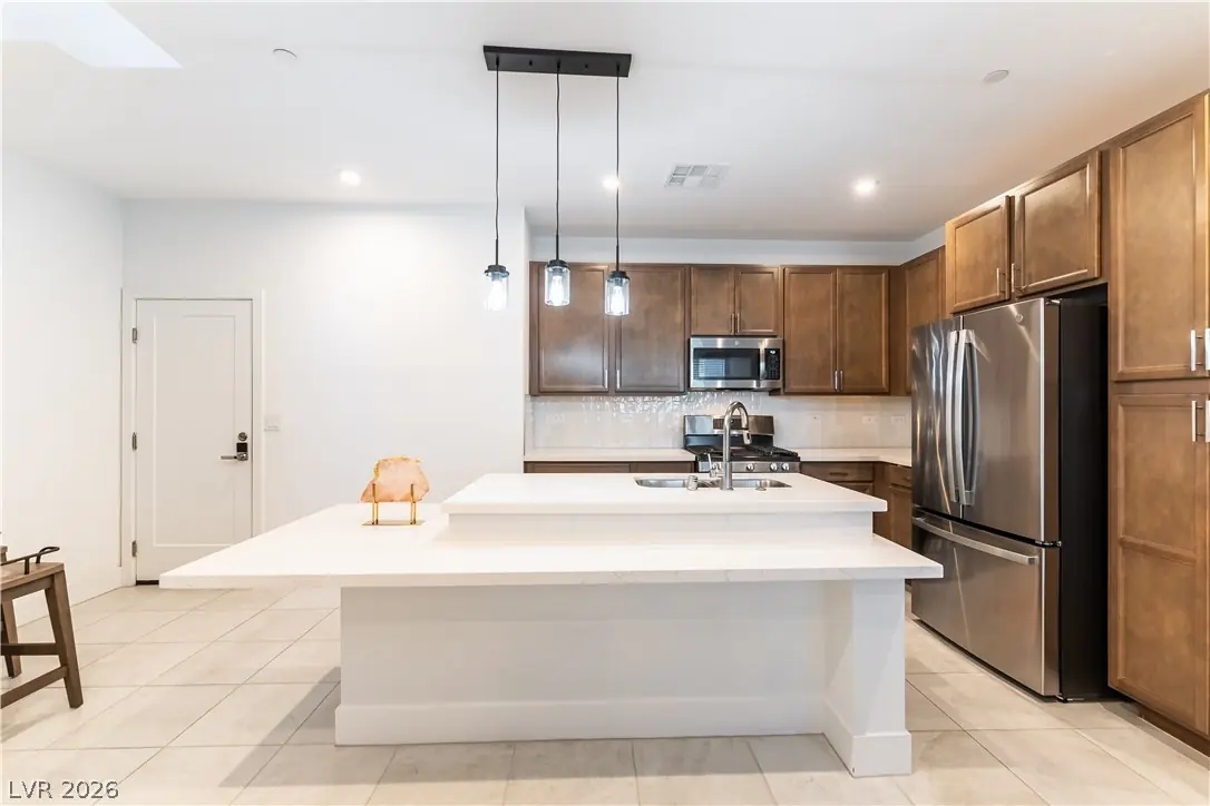 4312 Eagle Summit Avenue, Las Vegas, NV 89141