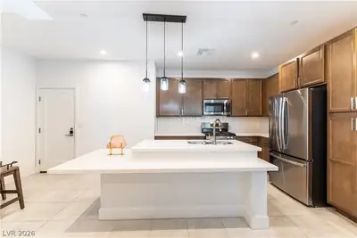4312 Eagle Summit Avenue, Las Vegas