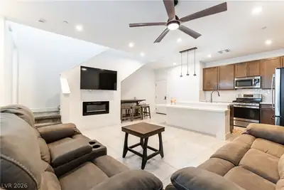 4312 Eagle Summit Avenue, Las Vegas, NV 89141 Living Room