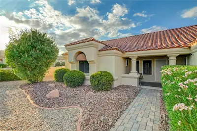 10044 Woodhouse Drive, Las Vegas, NV 89134 Front of Structure