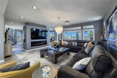 8354 Bartholomew Park Court, Las Vegas, NV 89139 Living Room