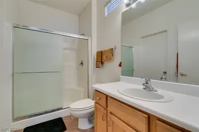 573 Carmel Mesa Drive, Henderson, NV 89012 Primary Bathroom