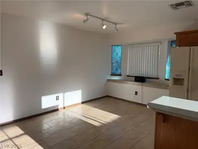 5829 Halfmoon Way, Las Vegas, NV 89108 Dining Area