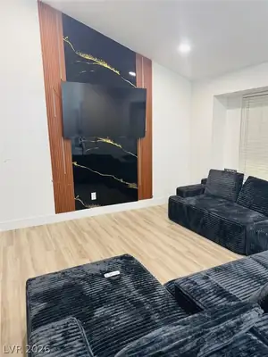 3876 Maryland Avenue, Las Vegas, NV 89121 Living Room