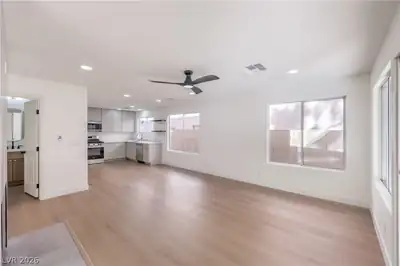 8372 Lexford Street, Las Vegas, NV 89123 