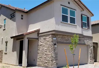 7375 Davenbury Street, Las Vegas, NV 89113 Front of Structure