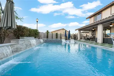 823 East Via De Santa Maria Henderson, NV 89011