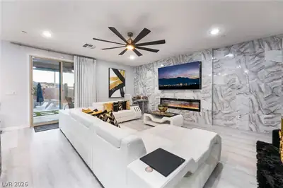 823 East Via De Santa Maria, Henderson, NV 89011 Living Room