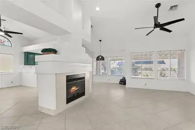 1042 Wainwright Court, Las Vegas, NV 89123 Living Room