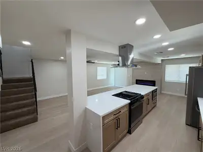 500 Grimsby Avenue, Henderson, NV 89014 Kitchen
