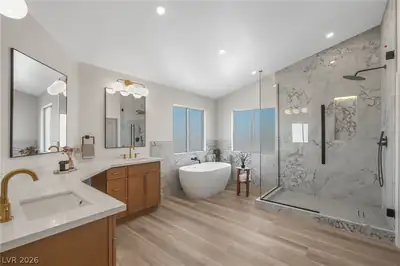 1287 Lime Point Street, Las Vegas, NV 89110 Primary Bathroom