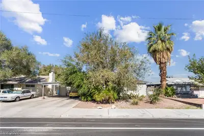 1809 East Saint Louis Avenue, Las Vegas