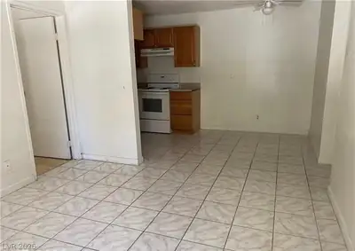 4955 JEFFREYS Avenue 710, Las Vegas, NV 89119 Dining Area