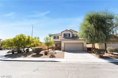 2825 Woodland Park Avenue, North Las Vegas, NV 89086 Front of Structure