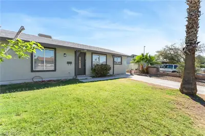 220 Ronald Lane, Las Vegas, NV 89110 