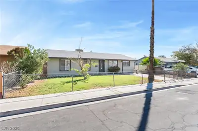 220 Ronald Lane, Las Vegas, NV 89110 