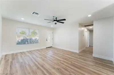 220 Ronald Lane, Las Vegas, NV 89110 