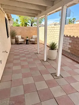 7566 Isley Avenue, Las Vegas, NV 89147 Patio