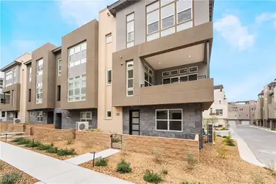 2522 Cracked Stone Street, Henderson