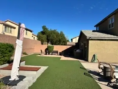 10838 Beach House Avenue, Las Vegas, NV 89166 Yard
