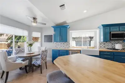 8212 Arch Bay Lane, Las Vegas, NV 89128 Kitchen