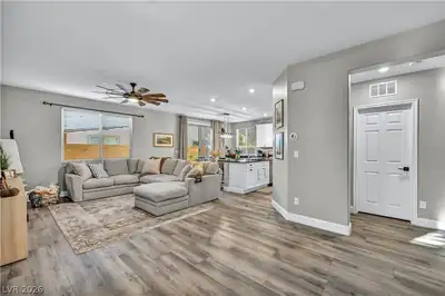 3212 Primrose Creek Court, Henderson, NV 89052 Living Room