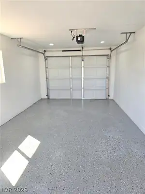 1600 Luning Drive, Las Vegas, NV 89106 Garage