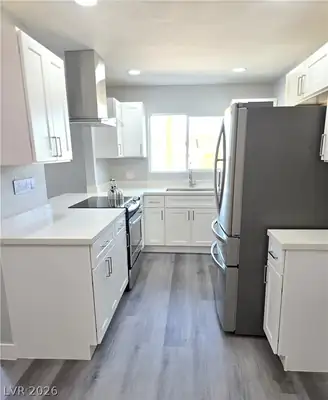 1600 Luning Drive, Las Vegas, NV 89106 Kitchen