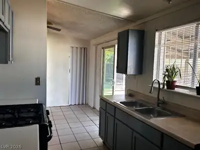3708 Perliter Avenue, North Las Vegas, NV 89030 Kitchen
