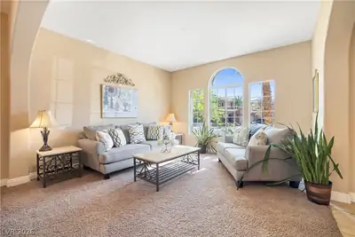 926 Loma Bonita Place, Las Vegas, NV 89138 Living Room
