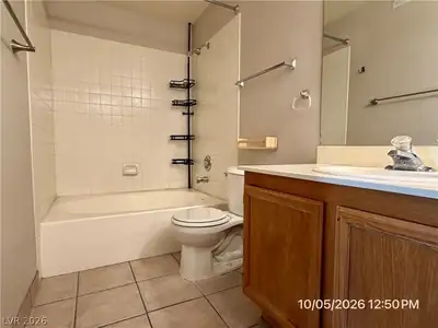 1575 West Warm Springs Road 614, Henderson, NV 89014 Primary Bathroom