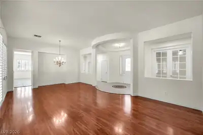 7904 Roxburgh Castle Avenue, Las Vegas, NV 89117 Living Room