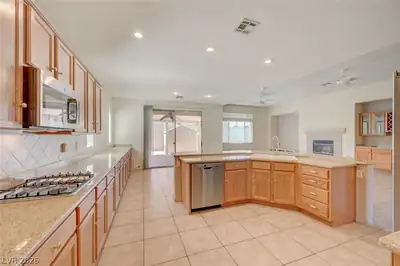849 Ashford Way, Henderson, NV 89015 Kitchen