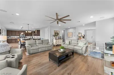 636 Suncrest Peak Place, Henderson, NV 89011 