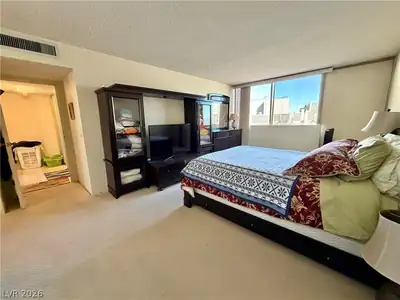 205 East Harmon Avenue 902, Las Vegas, NV 89169 Bedroom