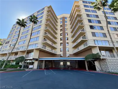 205 East Harmon Avenue 902, Las Vegas