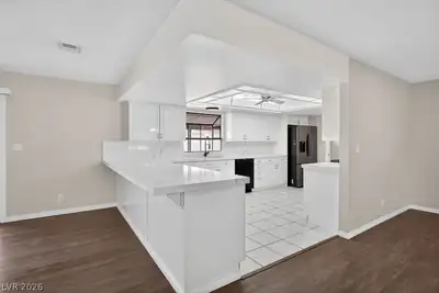 3189 Casanova Circle, Las Vegas, NV 89120 Kitchen