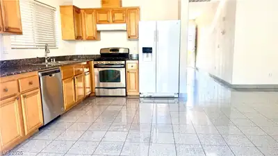 144 Temple Wood Court, Las Vegas, NV 89148 Kitchen
