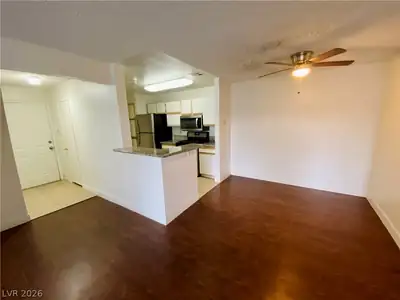 2200 South Fort Apache Road 1106, Las Vegas, NV 89117 Dining Area