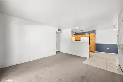 5710 East Tropicana Avenue 2234, Las Vegas, NV 89122 